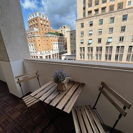 Piazza Dante 9 Genoa Center Town Apartment Luaran gambar