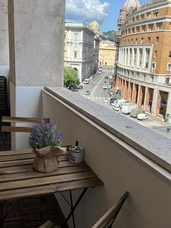 Piazza Dante 9 Genoa Center Town Apartment Luaran gambar